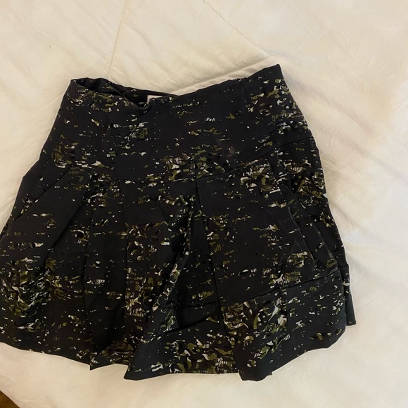 Helene Berman pleated skirt - Picture 3 of 5